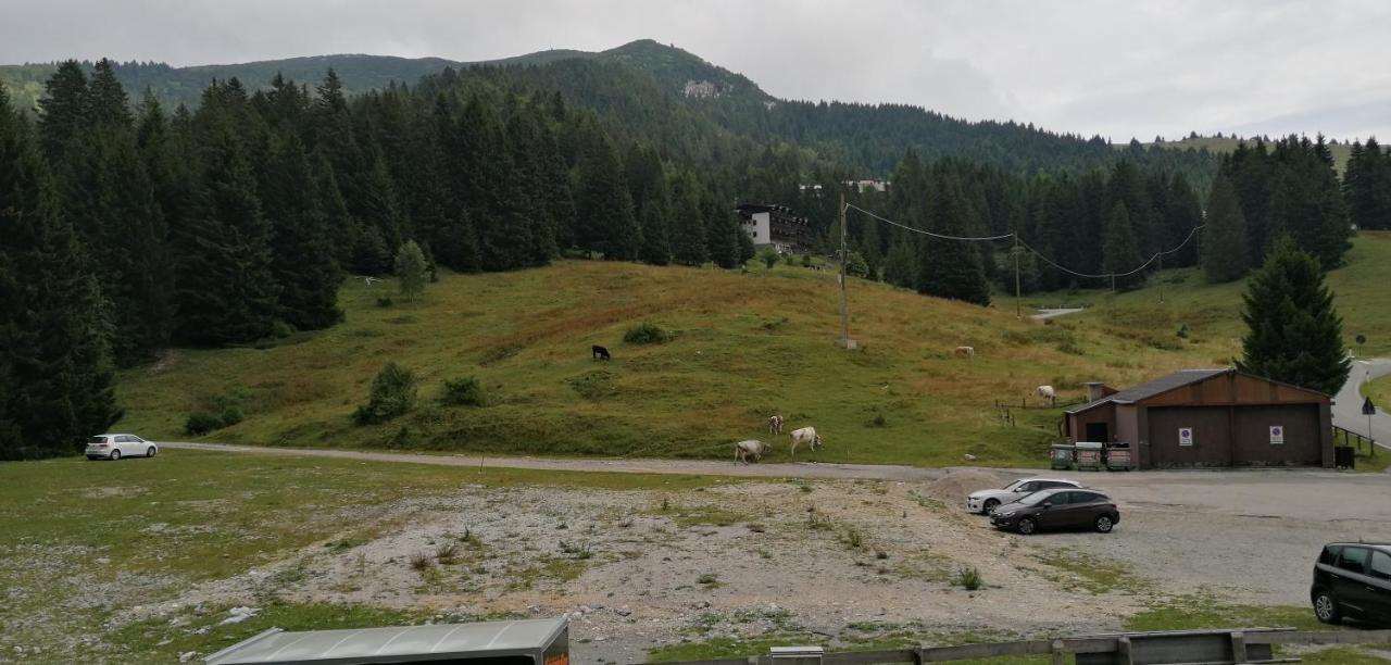 Rifugio Garibaldi 莱德罗 外观 照片