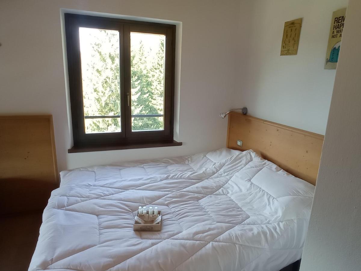 Rifugio Garibaldi 莱德罗 外观 照片