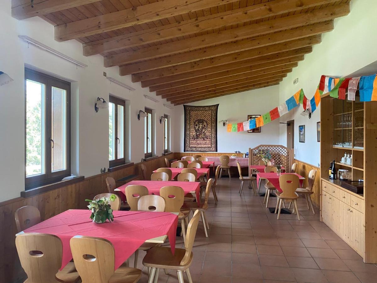 Rifugio Garibaldi 莱德罗 外观 照片